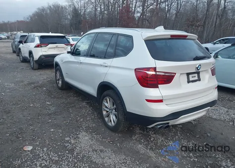 2017 BMW X3 xDrive28I z USA, uszkodzony, nr VIN 5UXWX9C34H0W71696